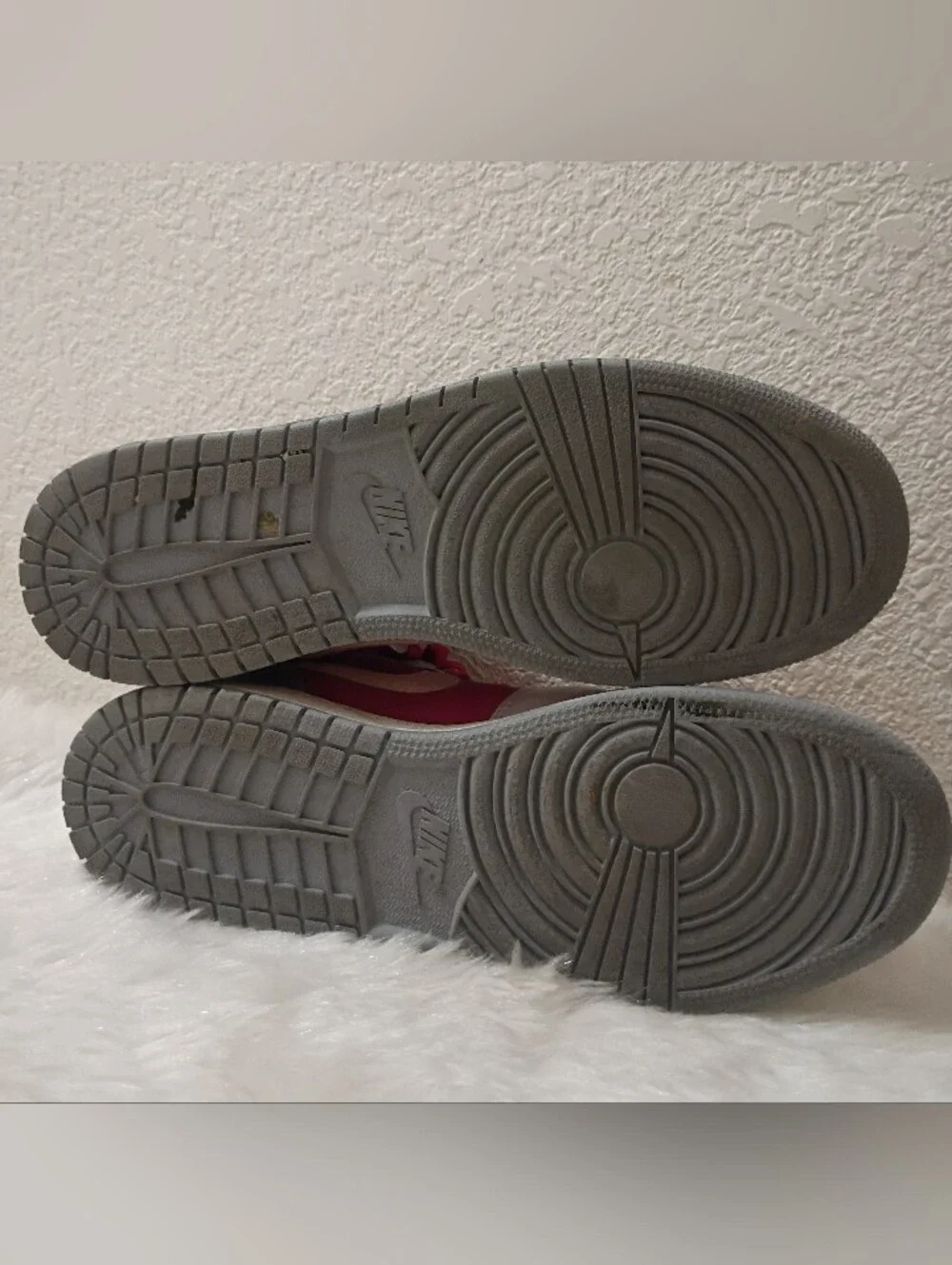 Nike Mid-Top Sneakers